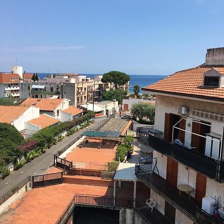Beda House Panoramica E Tranquilla Villa Giardini Naxos Exterior photo